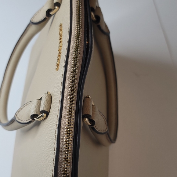 Michael Kors cross body bag - Picture 7 of 12